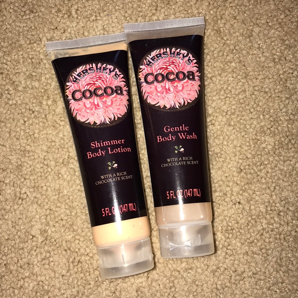 NWOT: Hershey’s Chocolate-Scented Shower Stfuff‼️
